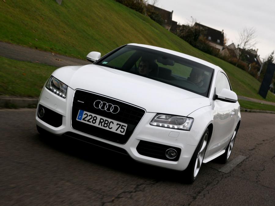  Audi A5 Coupe 3.0 TDI Quattro 2007 года  (фото 18 из 38)